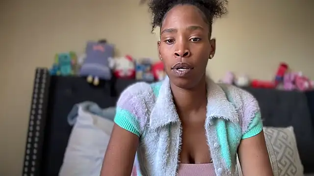 Cum2Charm online show from May 18, 2026, 6:36 pm