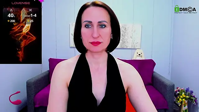 Nia Smithh online show from March 5, 2025, 4:57 pm