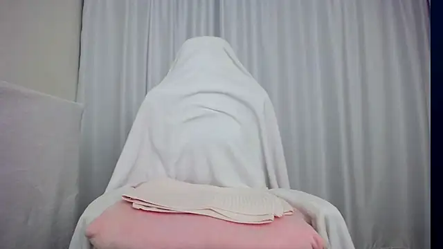 Snapshot of faceless_ chatting on September 24, 2025, 8:06 am faceless online show from September 24, 2025, 8:06 am