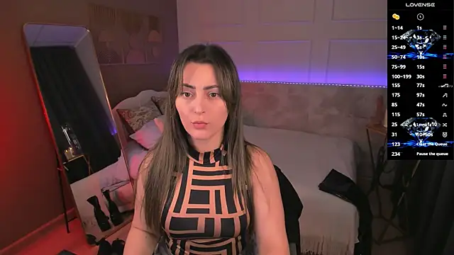 KylieMellow online show from July 25, 2026, 5:38 am