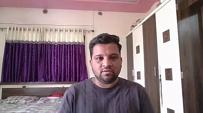 Snapshot of dhruv_love chatting on February 21, 2025, 7:34 am dhruv love online show from February 21, 2025, 7:34 am