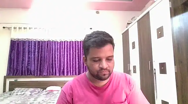 Snapshot of dhruv_love chatting on February 22, 2025, 11:24 am dhruv love online show from February 22, 2025, 11:24 am
