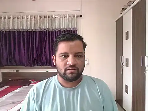 Snapshot of dhruv_love chatting on September 23, 2025, 4:26 am dhruv love online show from September 23, 2025, 4:26 am