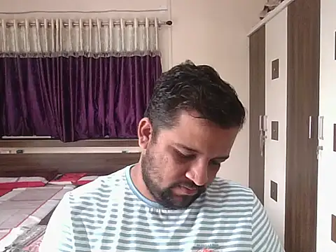 Snapshot of dhruv_love chatting on September 26, 2025, 6:28 am dhruv love online show from September 26, 2025, 6:28 am