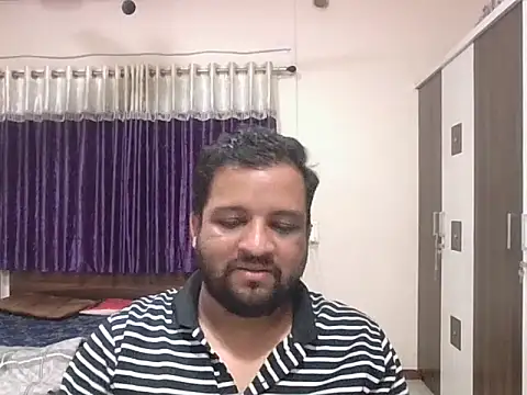 Snapshot of dhruv_love chatting on November 15, 2025, 7:32 pm dhruv love online show from November 15, 2025, 7:32 pm