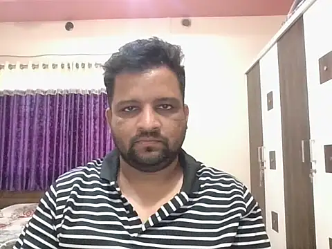 Snapshot of dhruv_love chatting on December 3, 2025, 8:34 am dhruv love online show from December 3, 2025, 8:34 am