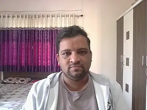 dhruv love online show from December 18, 2025, 4:18 am