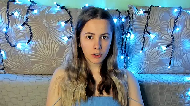 MaggieCake online show from January 14, 2026, 2:50 am