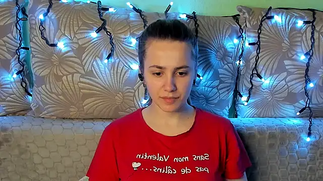 MaggieCake online show from March 4, 2026, 1:22 am