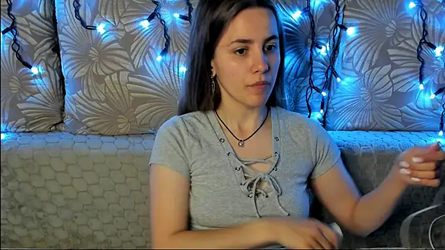 Snapshot of MaggieCake chatting on June 11, 2026, 2:53 am MaggieCake online show from June 11, 2026, 2:53 am