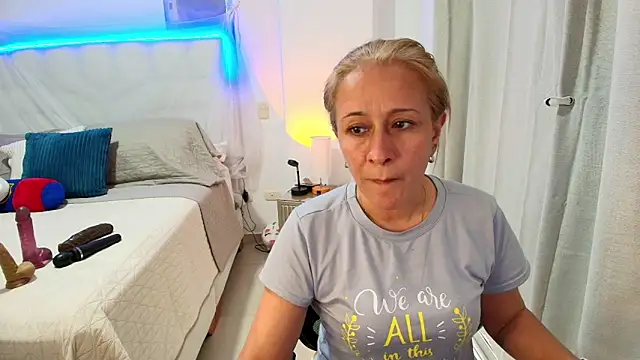 Naty Stone online show from June 9, 2026, 9:26 pm