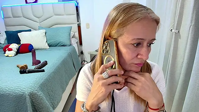 Naty Stone online show from July 28, 2026, 8:52 pm