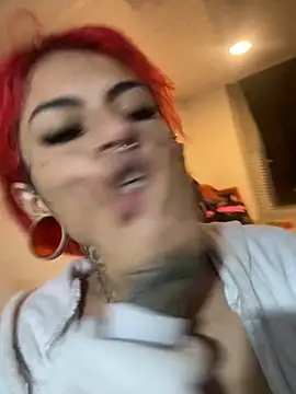 Snapshot of Rainnbow_ chatting on December 11, 2024, 5:32 am Rainnbow online show from December 11, 2024, 5:32 am