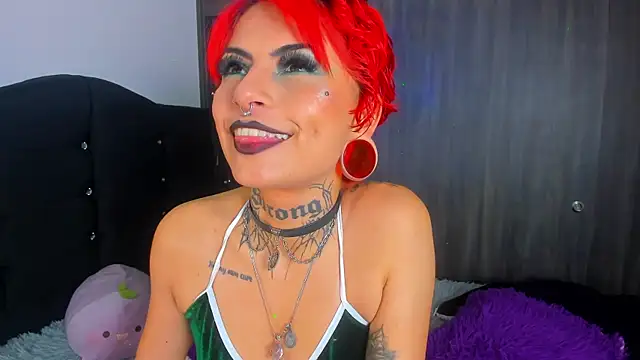 Snapshot of Rainnbow_ chatting on December 20, 2024, 4:20 am Rainnbow online show from December 20, 2024, 4:20 am