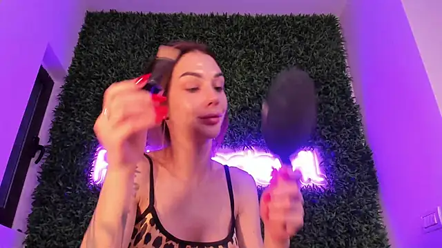 realhotfallingdevil online show from March 31, 2026, 3:41 am