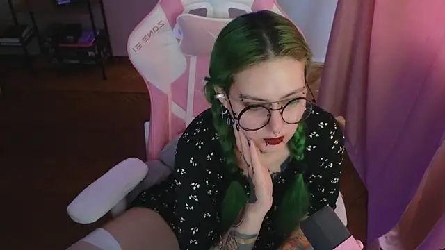 Ginger Stay online show from June 25, 2026, 8:41 am