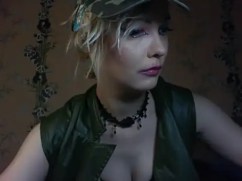 WildMissNiks online show from March 5, 2026, 9:49 am