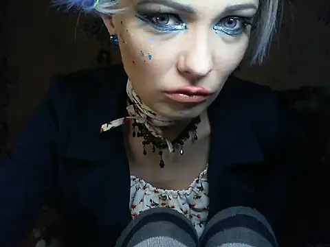 WildMissNiks online show from March 15, 2026, 9:15 am