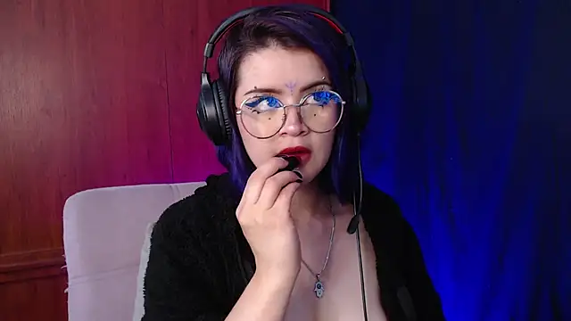 Snapshot of Raventh_ chatting on February 23, 2026, 12:02 pm Raventh online show from February 23, 2026, 12:02 pm