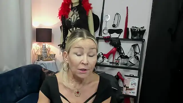 crystaLUX online show from July 9, 2026, 4:27 am
