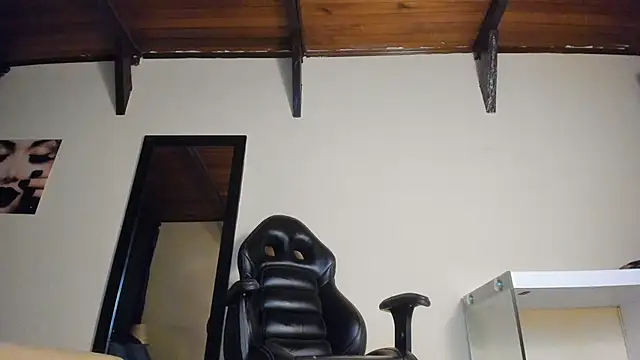 Snapshot of donnasoto chatting on March 22, 2025, 12:04 pm donnasoto online show from March 22, 2025, 12:04 pm