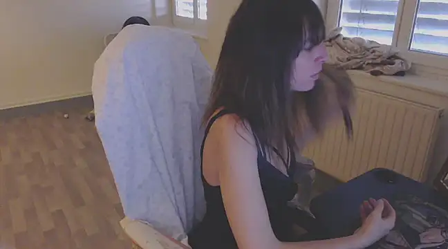 missthon0 online show from December 7, 2024, 12:45 pm