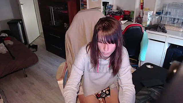 missthon0 online show from May 31, 2026, 6:09 pm