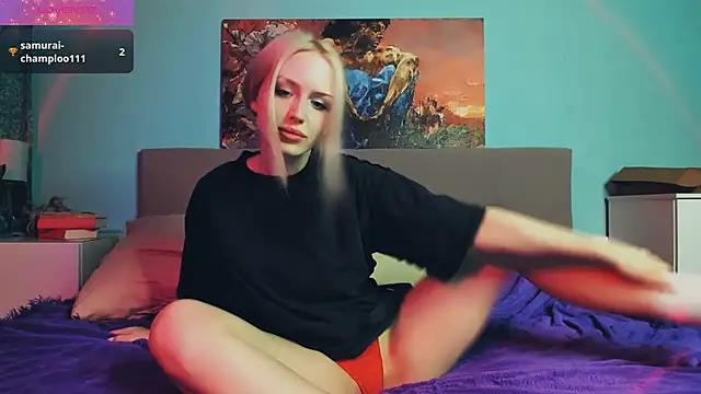 Snapshot of Linda_Roxy chatting on December 21, 2024, 1:42 pm Linda Roxy online show from December 21, 2024, 1:42 pm