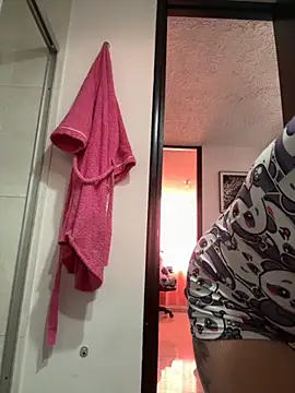 KallyMyller1 online show from September 11, 2025, 7:36 pm