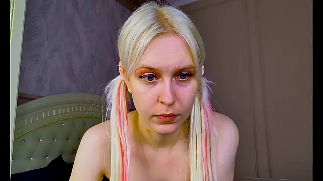Evelyn rabbit online show from June 17, 2026, 7:44 am