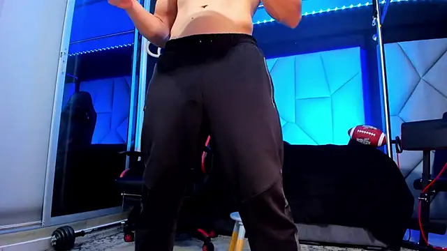 Snapshot of Aydenmiller96 chatting on October 24, 2025, 9:44 pm Aydenmiller96 online show from October 24, 2025, 9:44 pm