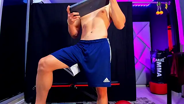 Snapshot of Aydenmiller96 chatting on October 26, 2025, 2:01 pm Aydenmiller96 online show from October 26, 2025, 2:01 pm