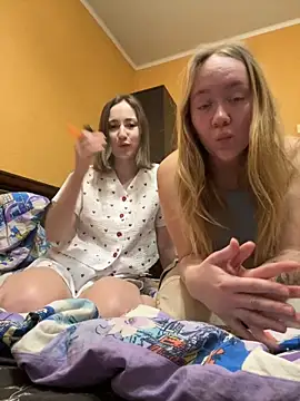 Snapshot of Vralice chatting on March 6, 2025, 6:26 pm Vralice online show from March 6, 2025, 6:26 pm