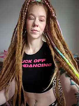 LucidLucy online show from January 13, 2026, 2:11 pm