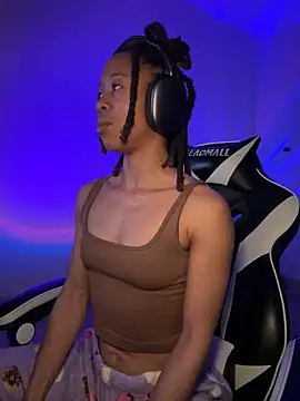 Snapshot of thebrattygoddess chatting on January 5, 2025, 6:02 pm thebrattygoddess online show from January 5, 2025, 6:02 pm