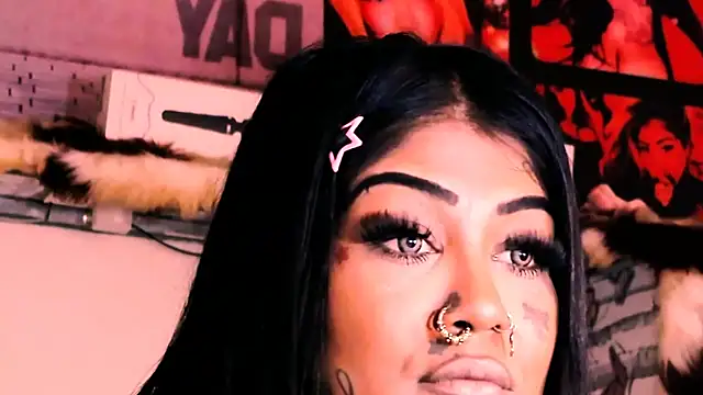 Snapshot of indian_dreamgirl chatting on October 30, 2025, 8:42 pm indian dreamgirl online show from October 30, 2025, 8:42 pm