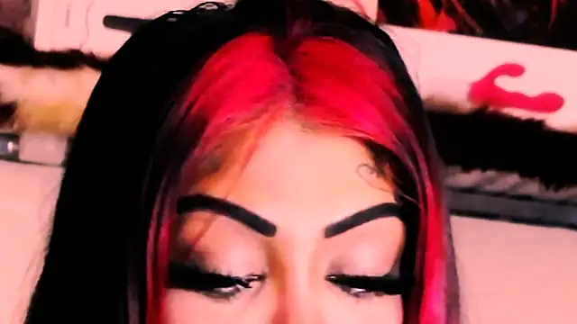 Snapshot of indian_dreamgirl chatting on November 12, 2025, 8:08 pm indian dreamgirl online show from November 12, 2025, 8:08 pm