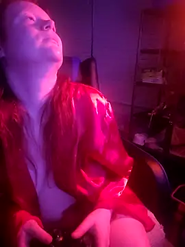 Snapshot of LilTokez chatting on February 24, 2026, 10:46 am LilTokez online show from February 24, 2026, 10:46 am