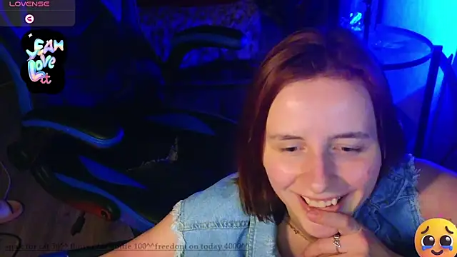 DanaMartina online show from January 24, 2025, 6:14 pm