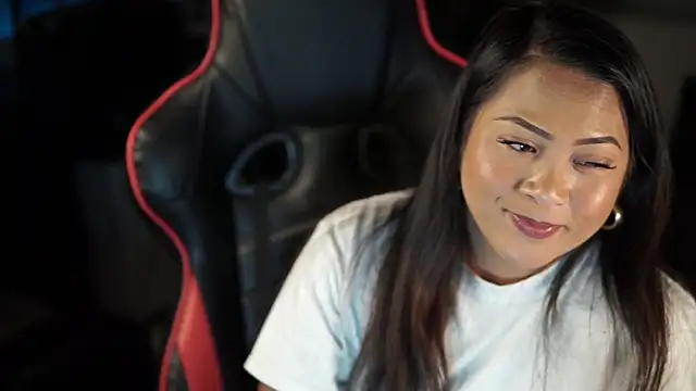 Bubbleliyah online show from December 13, 2024, 8:09 am