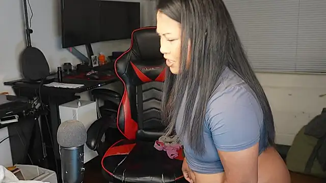 Bubbleliyah online show from September 12, 2025, 2:44 am