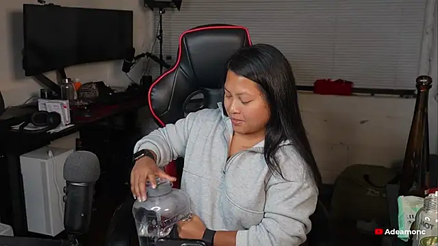 Bubbleliyah online show from October 10, 2025, 4:11 am