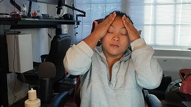 Snapshot of Bubbleliyah chatting on February 2, 2026, 1:43 pm Bubbleliyah online show from February 2, 2026, 1:43 pm