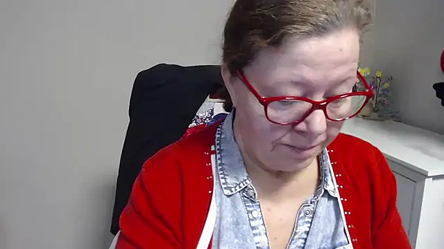 Adelewildx online show from February 20, 2025, 4:50 am