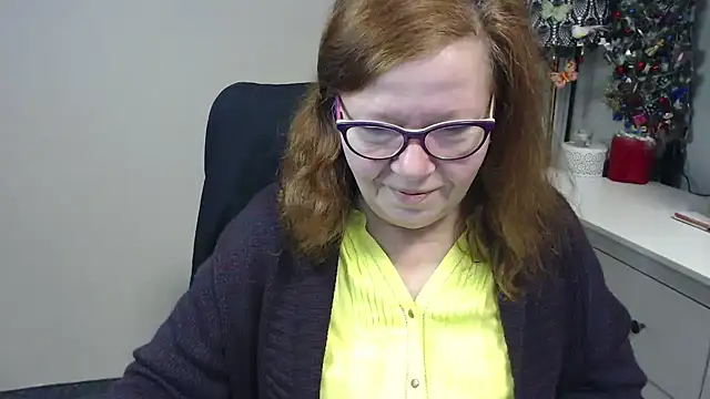 Snapshot of Adelewildx chatting on January 19, 2026, 4:49 am Adelewildx online show from January 19, 2026, 4:49 am