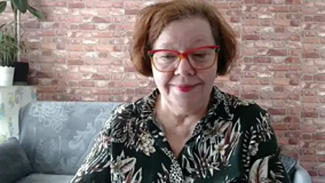 Adelewildx online show from March 28, 2026, 11:10 am