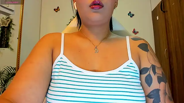 Snapshot of darsha_sahu chatting on March 2, 2025, 6:05 am darsha sahu online show from March 2, 2025, 6:05 am