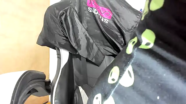 Snapshot of darsha_sahu chatting on November 18, 2025, 12:38 am darsha sahu online show from November 18, 2025, 12:38 am