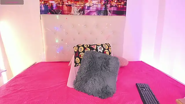 Snapshot of BrendaKennedy chatting on March 11, 2025, 10:53 pm BrendaKennedy online show from March 11, 2025, 10:53 pm