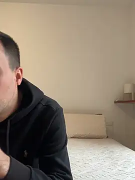 couplepenetration online show from February 11, 2026, 9:47 am